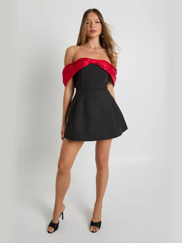 boohoo Dames Taffeta Contrasterende Strik Mini-jurk Rood