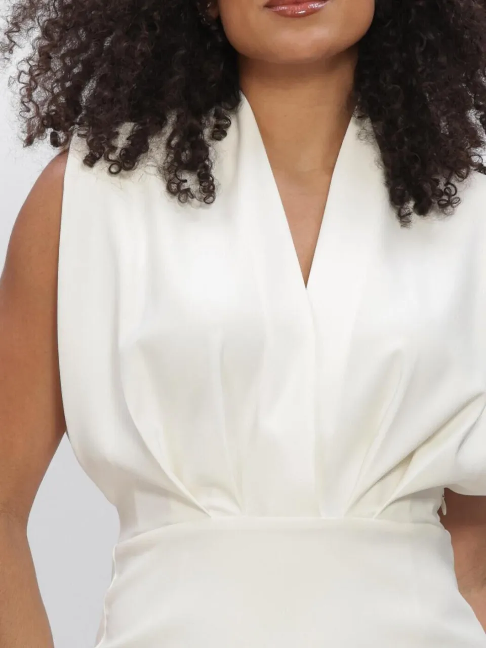 HAUTE L'AMITIÉ Dames Jurken L'egance Crop Drape Dress - Gebroken Wit, foto 4