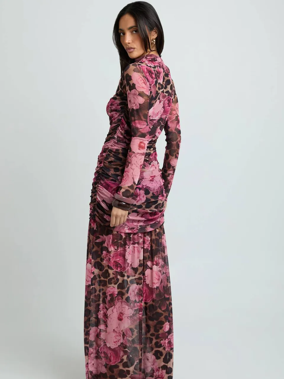 boohoo Dames Luipaard Bloemen Gestippelde Geplooid Lijfje Maxi Jurk luipaardprint, foto 2