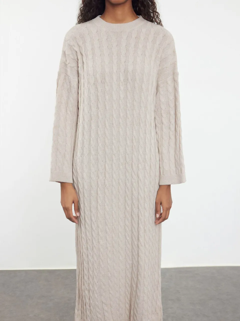Trendyol TRENDYOLMİLLA Dames Beige Kabelgebreid Maxi Lang Casual Recht Jurken, foto 2