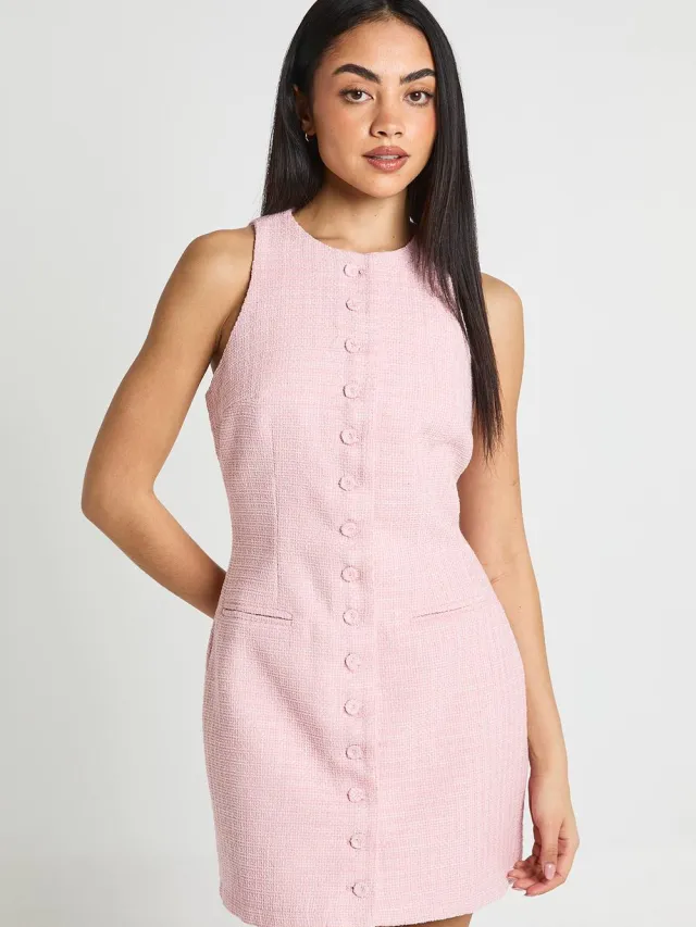boohoo Dames Boucle Mini-jurk Met Knoopsluiting En Getailleerde Pasvorm Baby Roze