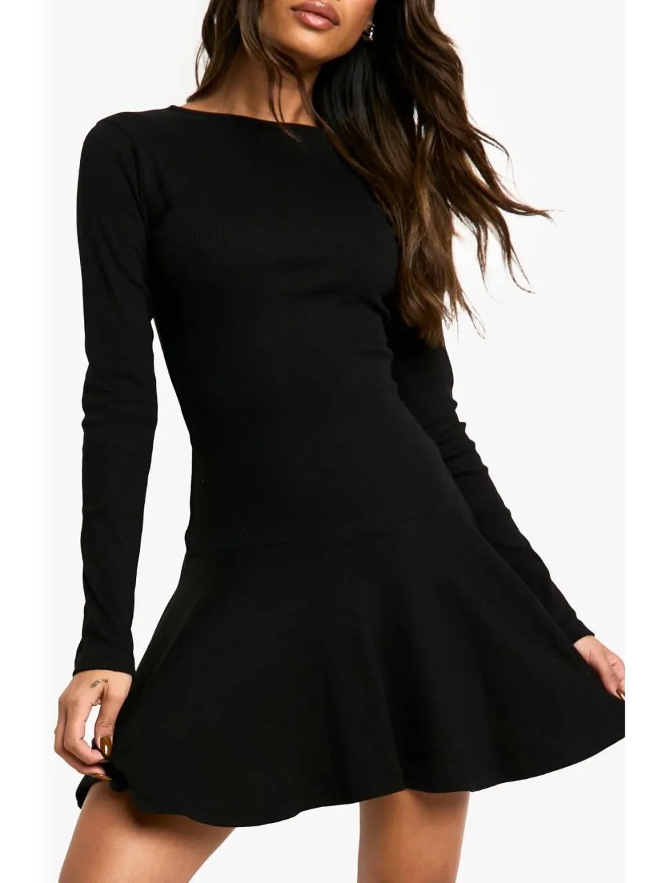 boohoo Dames Rib Dropped Hem Skater Jurk zwart, foto 4