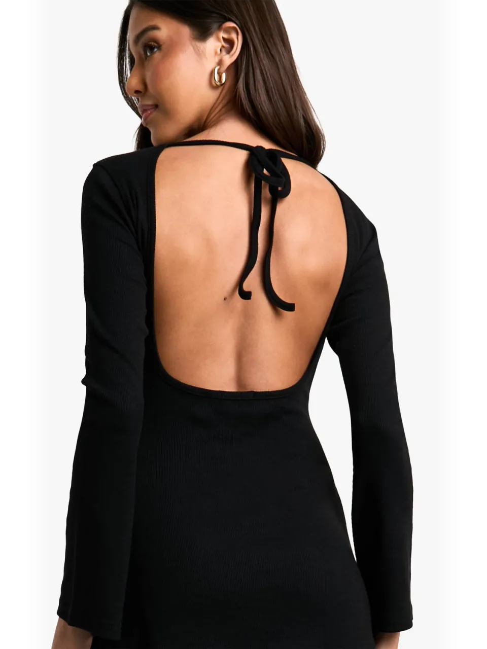 boohoo Dames Geribbelde Shift Jurk met Bandjes op de Rug zwart, foto 2