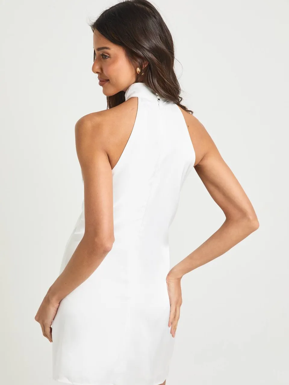 boohoo Dames Satijnen Hoge Hals Shift Jurk wit, foto 3