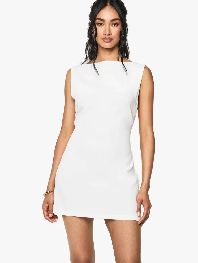 boohoo Dames Slash Neck Fit & Flare Micro Mini Jurk Ivoor