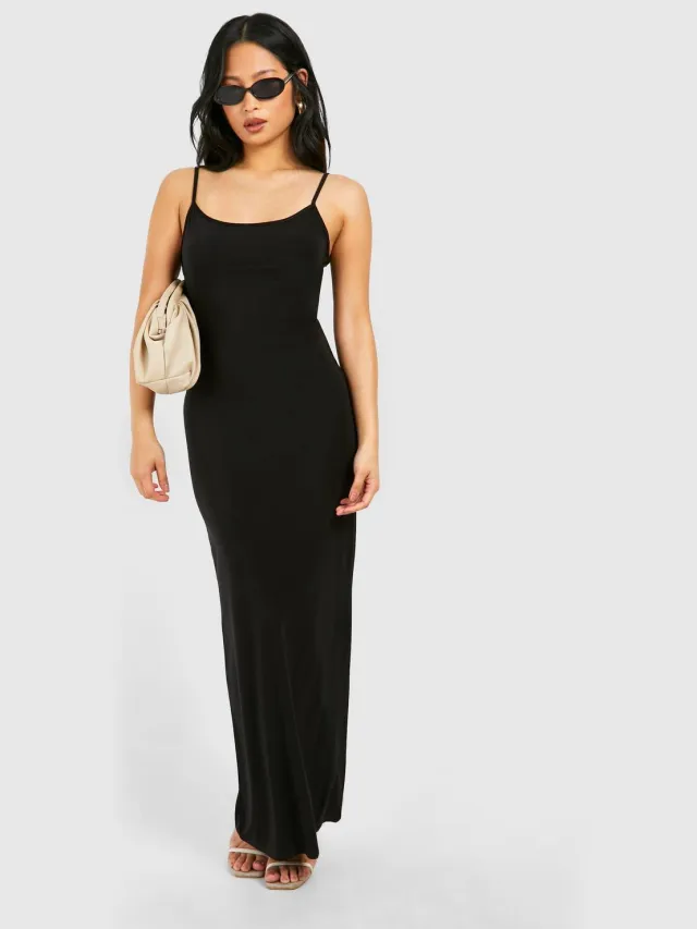 boohoo Dames Petite Scoop Neck Strappy Maxi Jurk Zwart