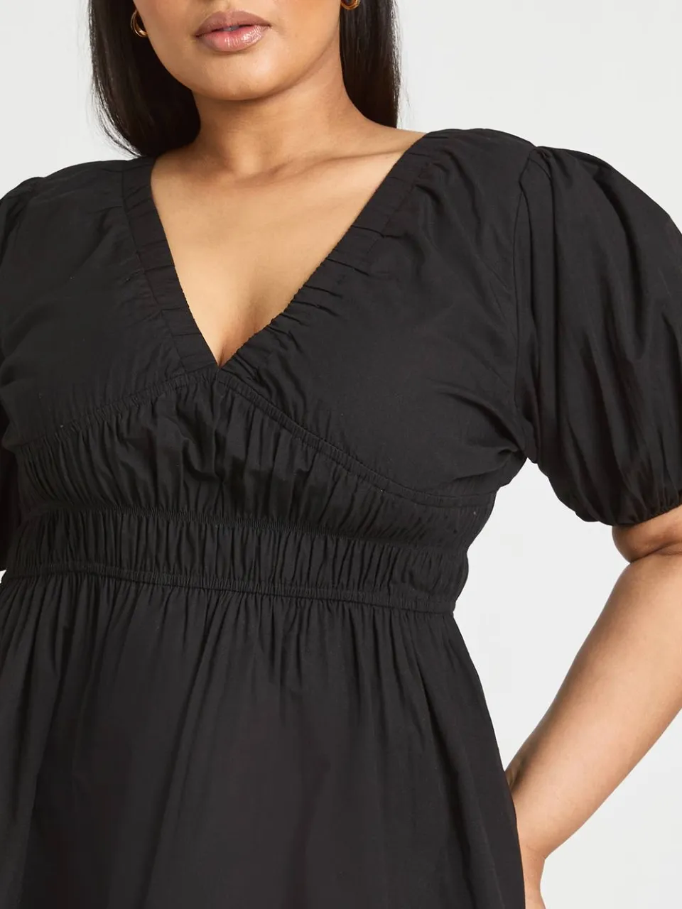 boohoo Dames Plus Mini-jurk Met Ballonmouwen Van Popeline zwart, foto 4
