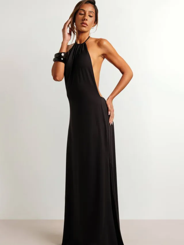 boohoo Dames Maxi Jurk Met Gerimpelde Halternek En Open Lage Rug In Superzachte Stof Zwart