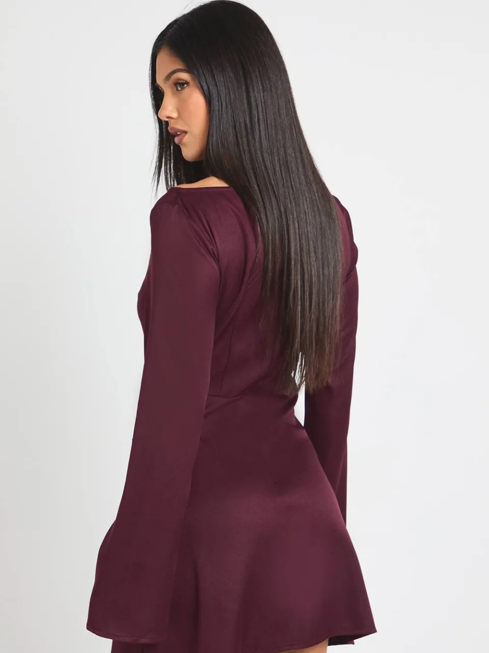 boohoo Dames Satijnen Wikkel Taille Lange Mouw Mini Jurk fig, foto 2
