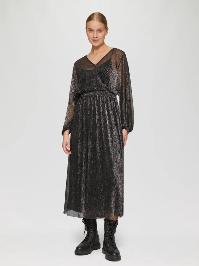 S.Oliver female - Lange jurk van mesh met glitterdraad en een gesmokt detail zwart