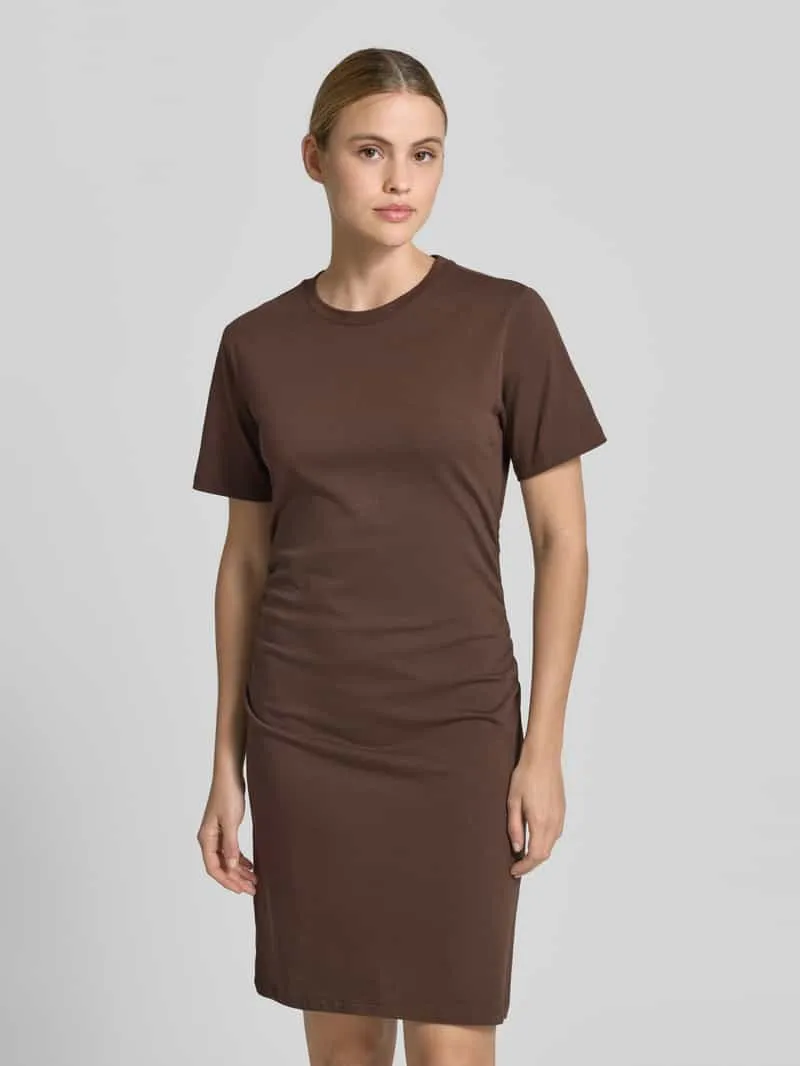 Jake*s Casual Knielange t-shirtjurk met ronde hals Donkerbruin