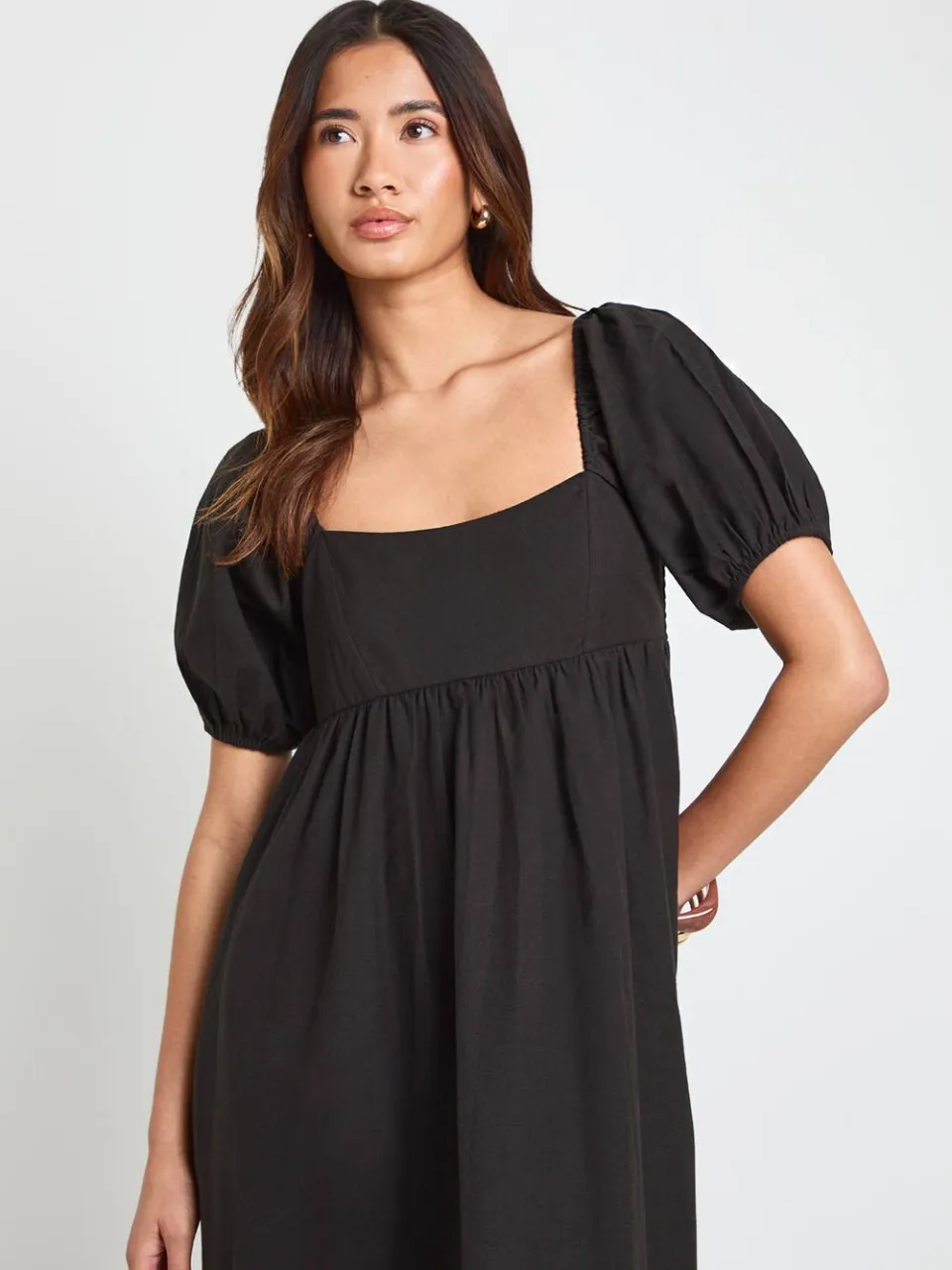 boohoo Dames Linnen Pofmouw Gesmockte Maxi Jurk zwart, foto 2