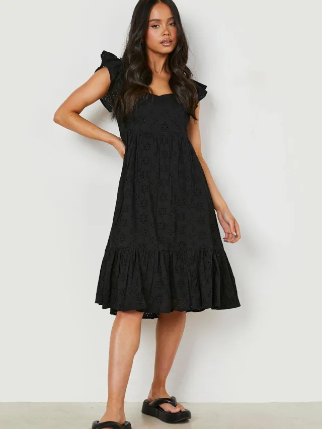boohoo Dames Petite Broderie Puff Sleeve Bardot Midi Jurk Zwart