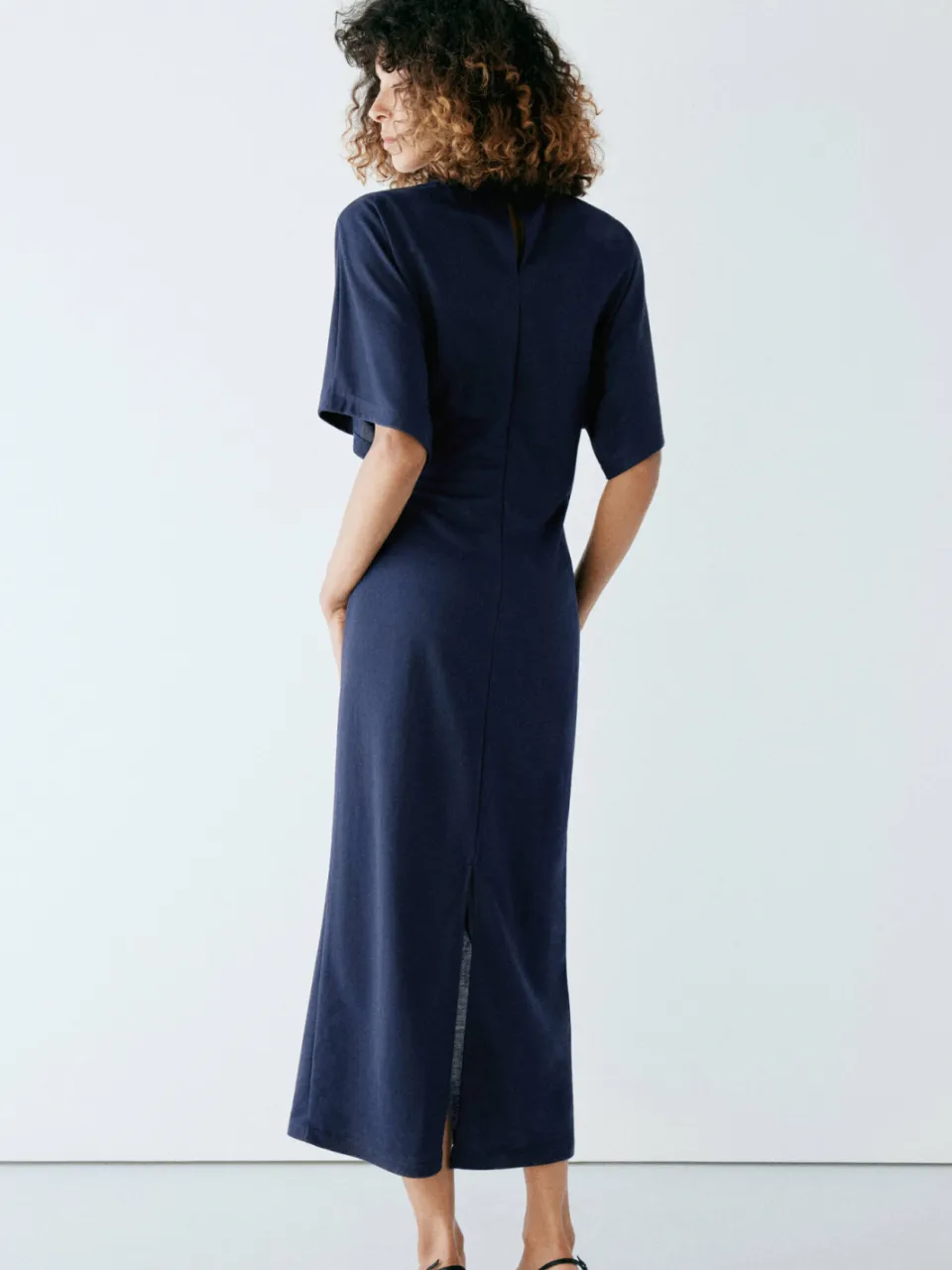 Mango midi jurk met split - donkerblauw, foto 4