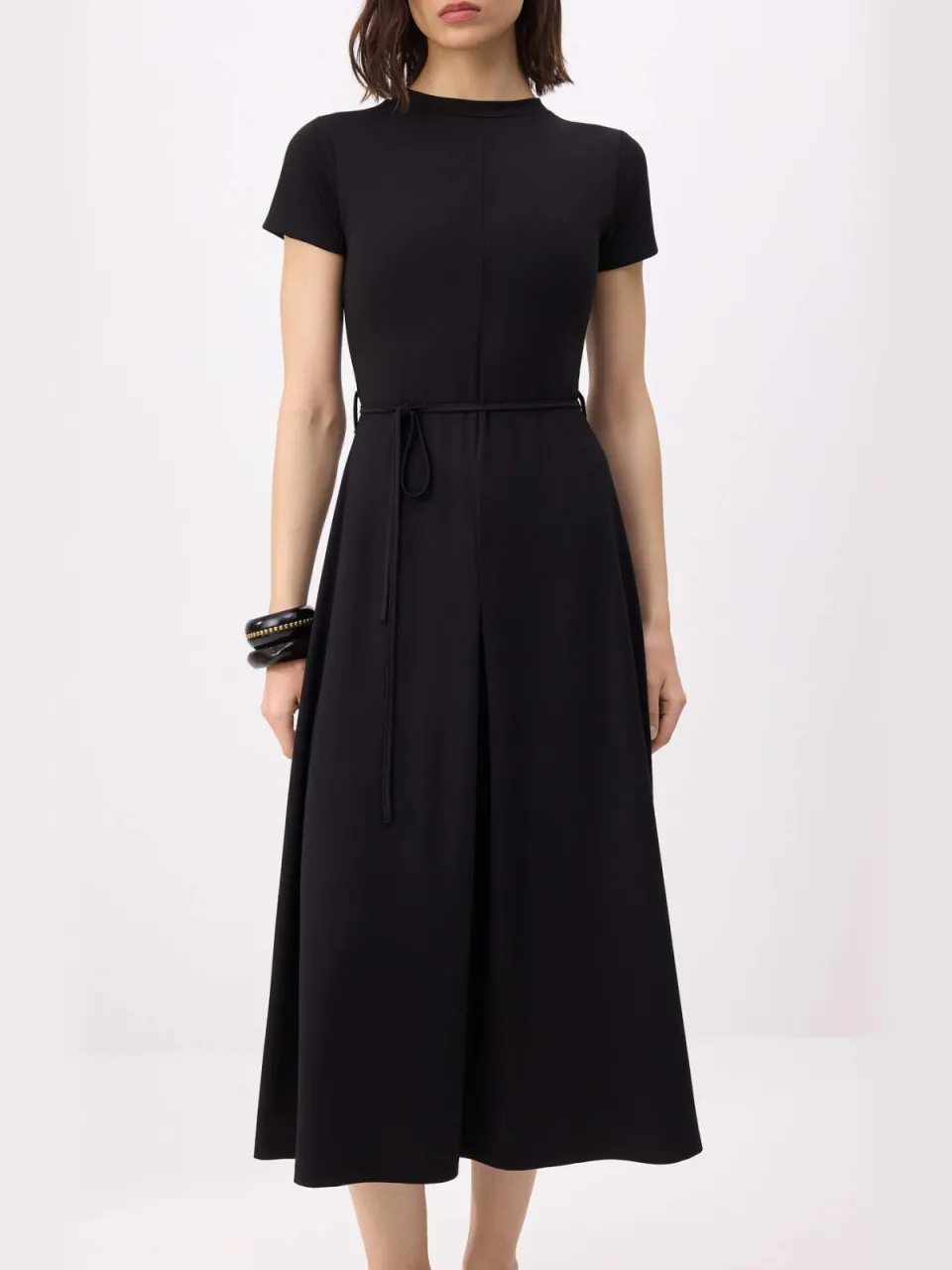 Trendyol TRENDYOLMİLLA Dames Zwart Effen Midi Kort Casual Recht Jurken