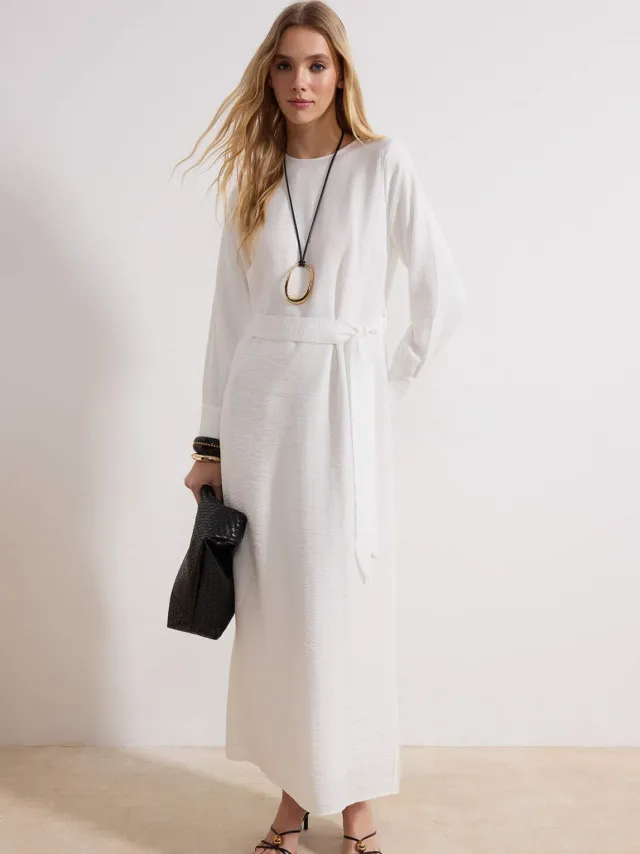 Trendyol Modest Dames Ecru Effen Maxi Lang Casual Recht Modest Jurken Wit