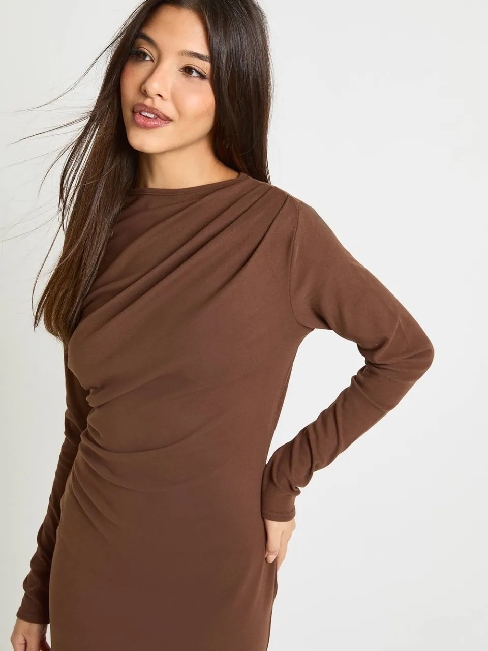 boohoo Dames Geruched lange mouwen midaxi jurk chocoladebruin, foto 4