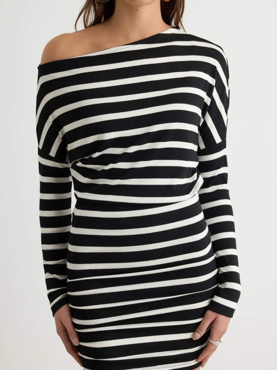 Trendyol TRENDYOLMİLLA Dames Meerkleurig Effen Kort / Mini Lang Casual Bodycon Jurken veelkleurig, foto 2