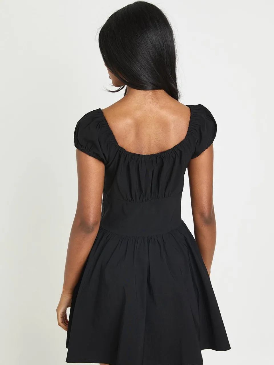 boohoo Dames Mini Jurk Met Volumineuze Mouwen En Melkmeisjeshals zwart, foto 2