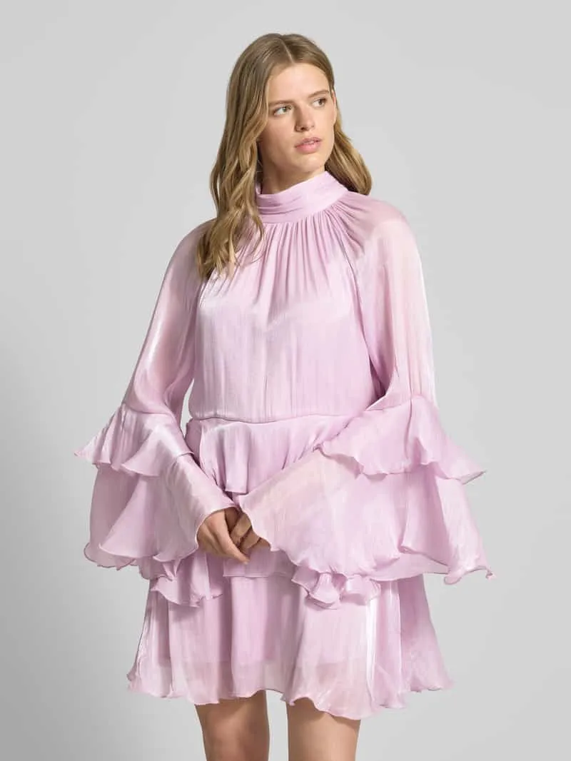 Gina Tricot mini-jurk in laagjeslook model 'Flowy frill' Lila