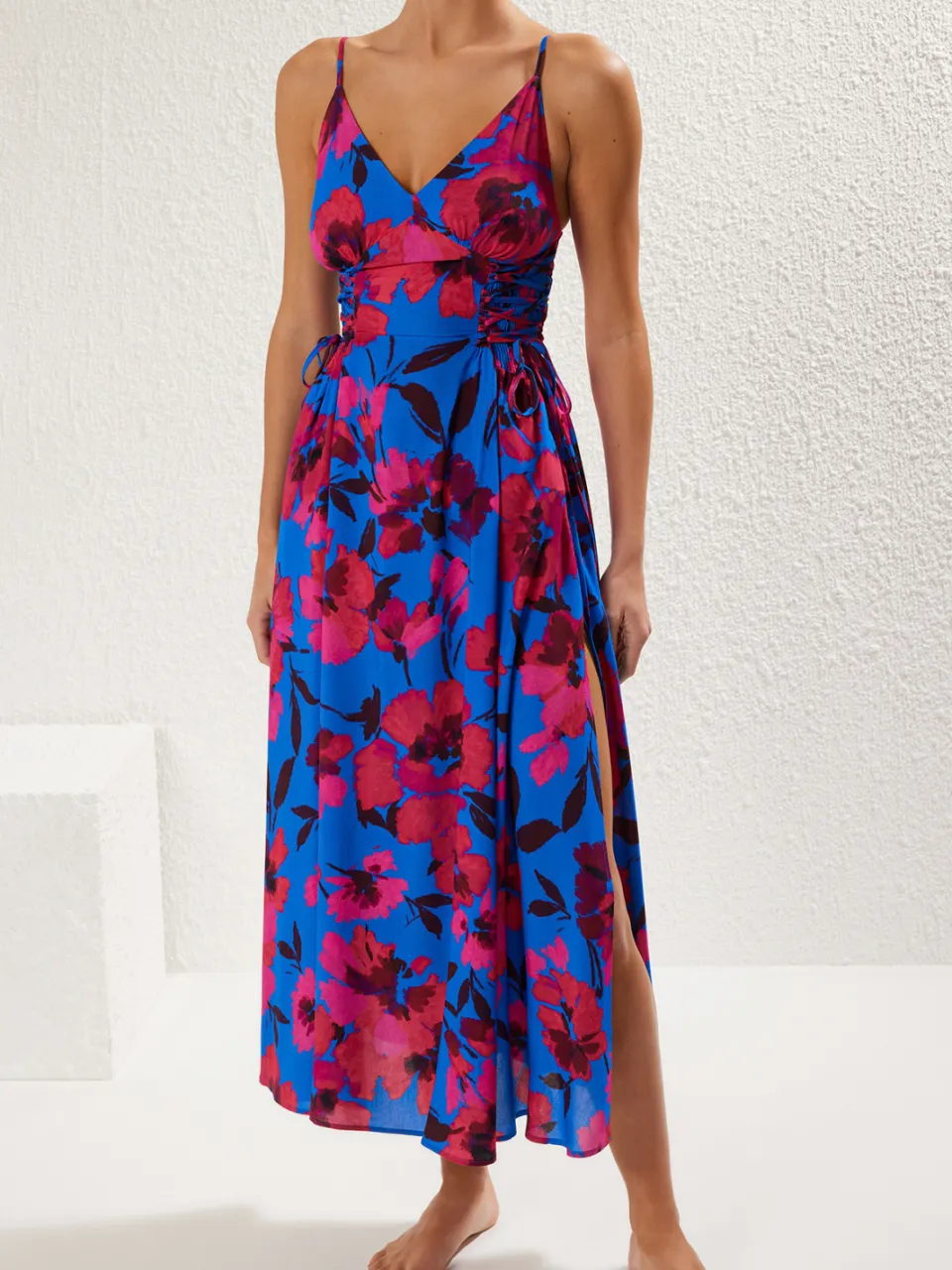 Trendyol TRENDYOLMİLLA Dames Roze Bloemen Maxi Mouwloos Strandkleding Skater Strandjurken