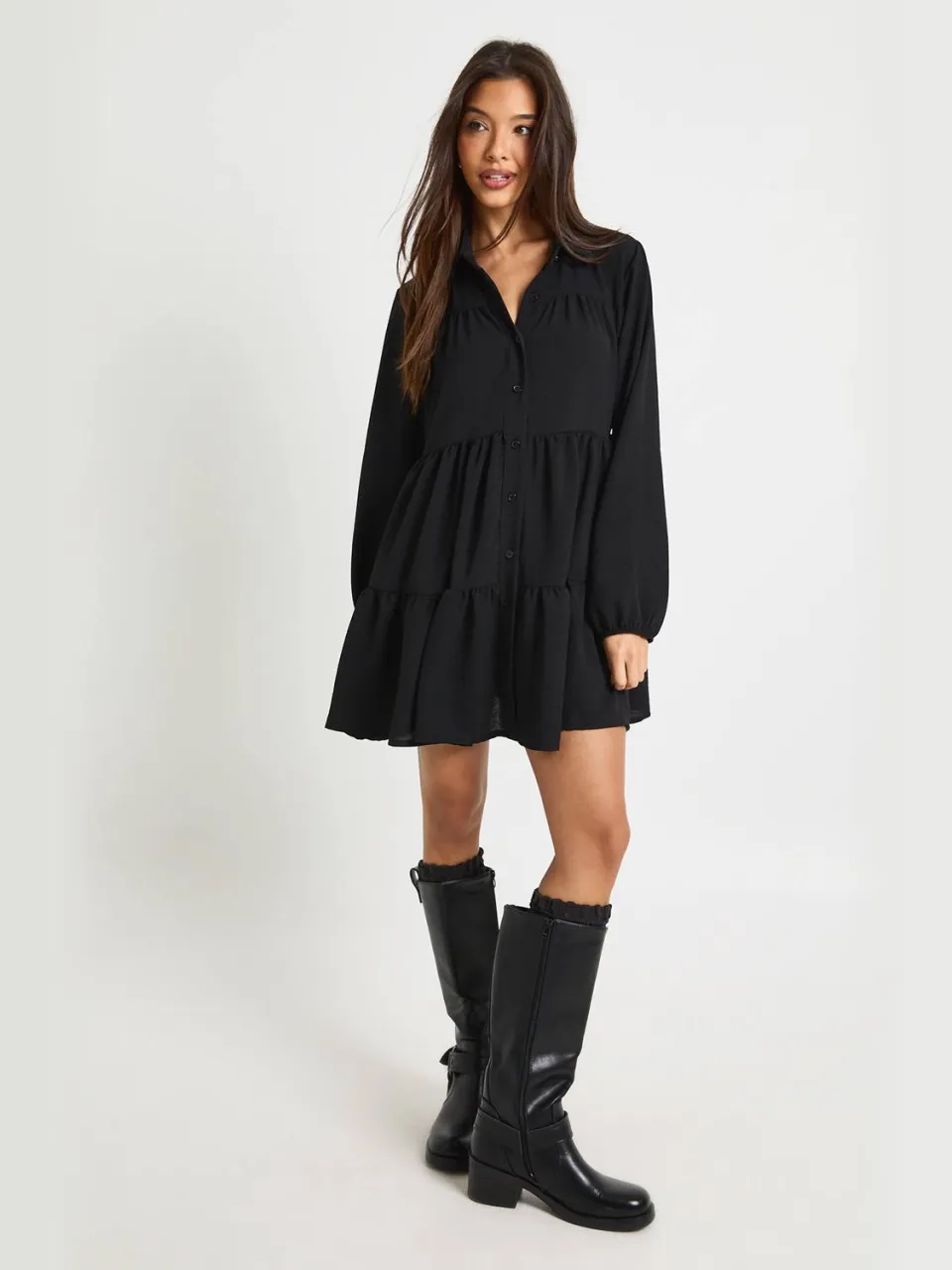 boohoo Dames Getextureerde gelaagde smock jurk zwart, foto 3