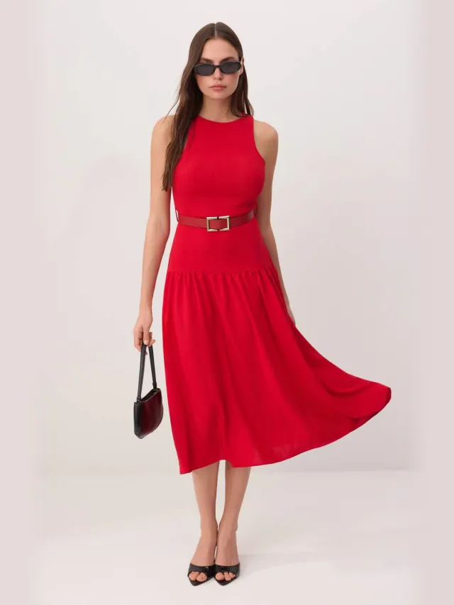 Trendyol TRENDYOLMİLLA Dames Rood Effen Midi Mouwloos Skater Jurken