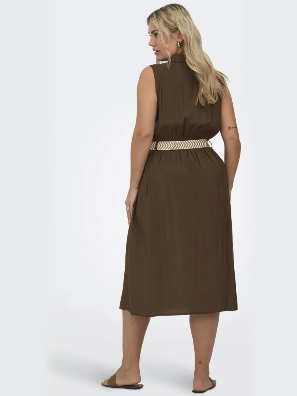 Only Carmakoma blousejurk Plus Size - bruin, foto 3