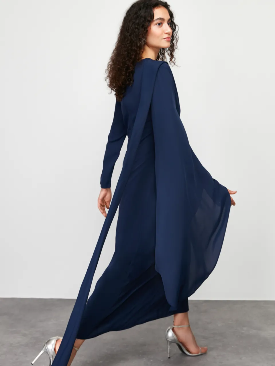 Trendyol Modest Dames Donkerblauw Effen Maxi Lang Stijlvol/Avond Recht Modest Avond Jurken marineblauw/blauw, foto 2