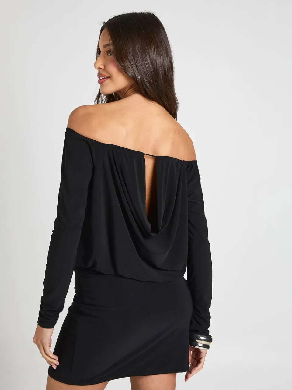 boohoo Dames Slinky Bardot Jurk Met Gedrapeerde Voorkant En Bodycon Pasvorm zwart, foto 2