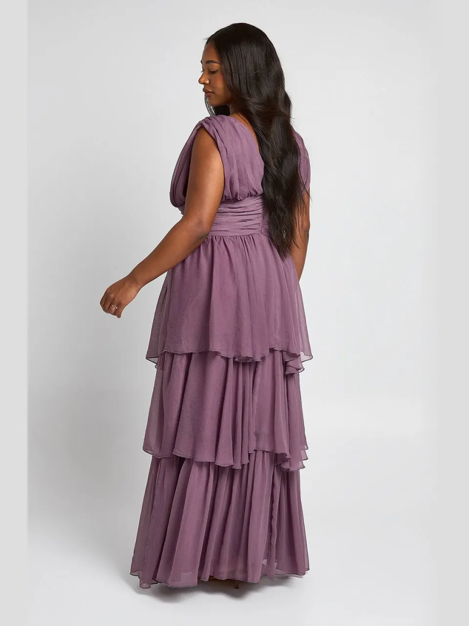 boohoo Dames Plus Ruches V-hals Maxi Jurk roos, foto 2