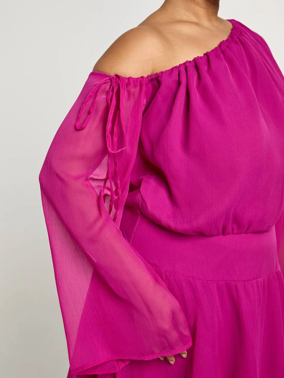 boohoo Dames Plus Chiffon Asymmetrische Skater Jurk fuchsia, foto 4