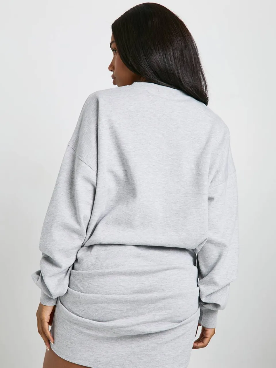 boohoo Dames Ruched Waist Long Sleeve Sweat Dress vertaald wordt naar: Sweatdress met gerimpelde taille en lange mouwen asgrijs, foto 2