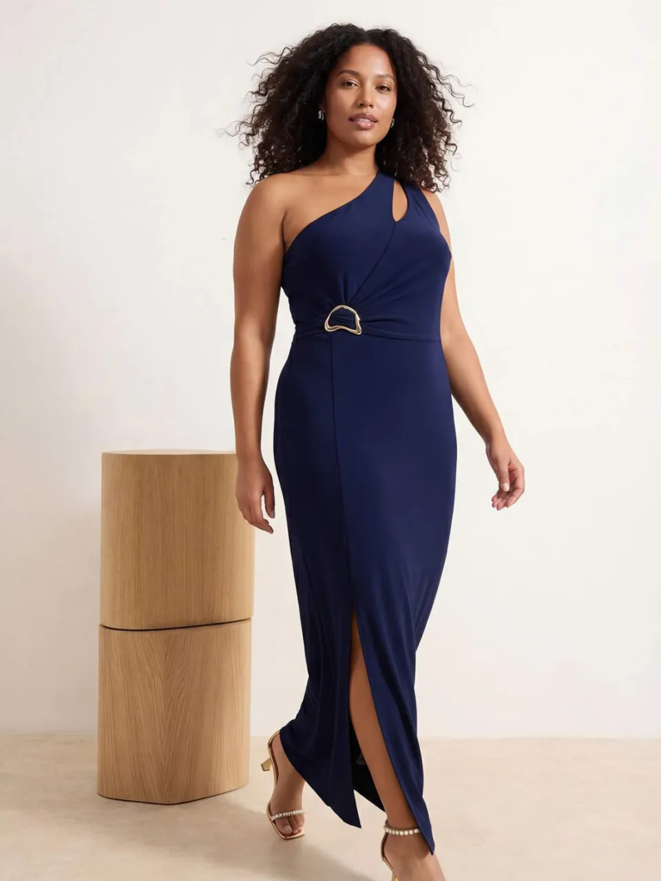 Trendyol Curve Dames Donkerblauw Effen Maxi Mouwloos Stijlvol/Avond Recht Grote maten Jurk Marineblauw/Blauw