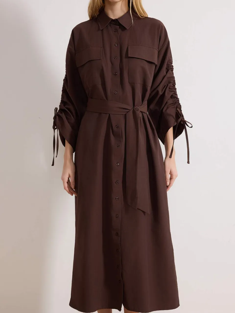 Trendyol Modest Dames Bruin Effen Maxi Lang Casual Blousejurk Modest Jurken, foto 2