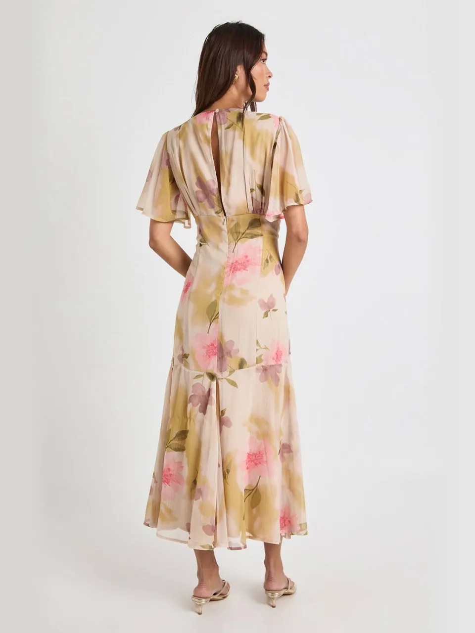 boohoo Dames Bloemige midaxi jurk met engelenmouwen crème, foto 2