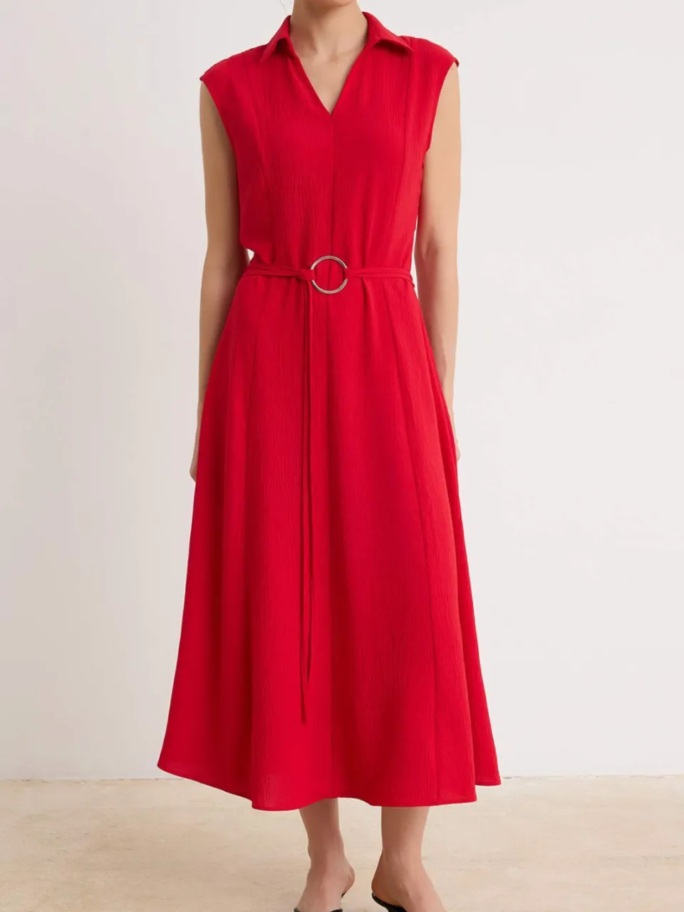 Trendyol TRENDYOLMİLLA Dames Rood Effen Midi Mouwloos A-lijn Jurken, foto 2