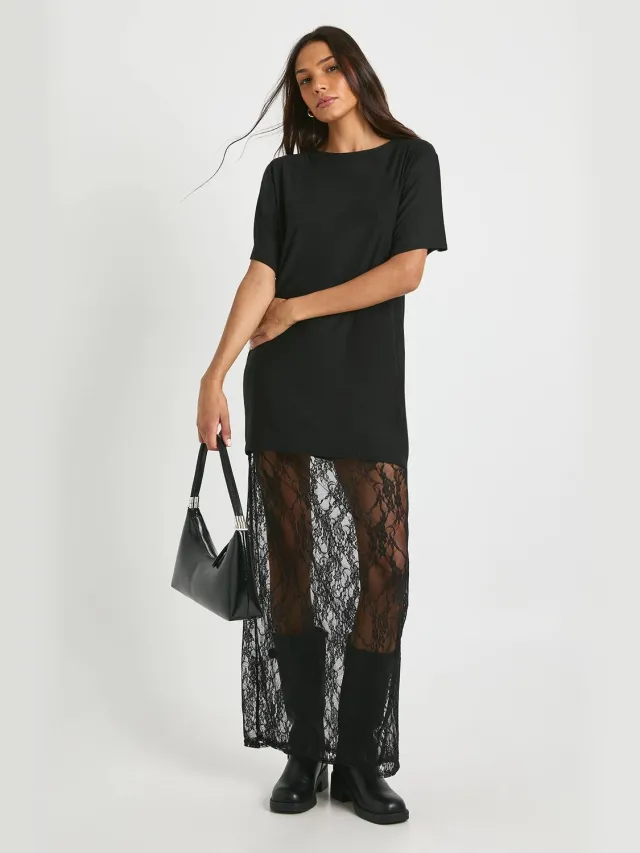 boohoo Dames Lange midaxi T-shirt jurk met kantdetail Zwart