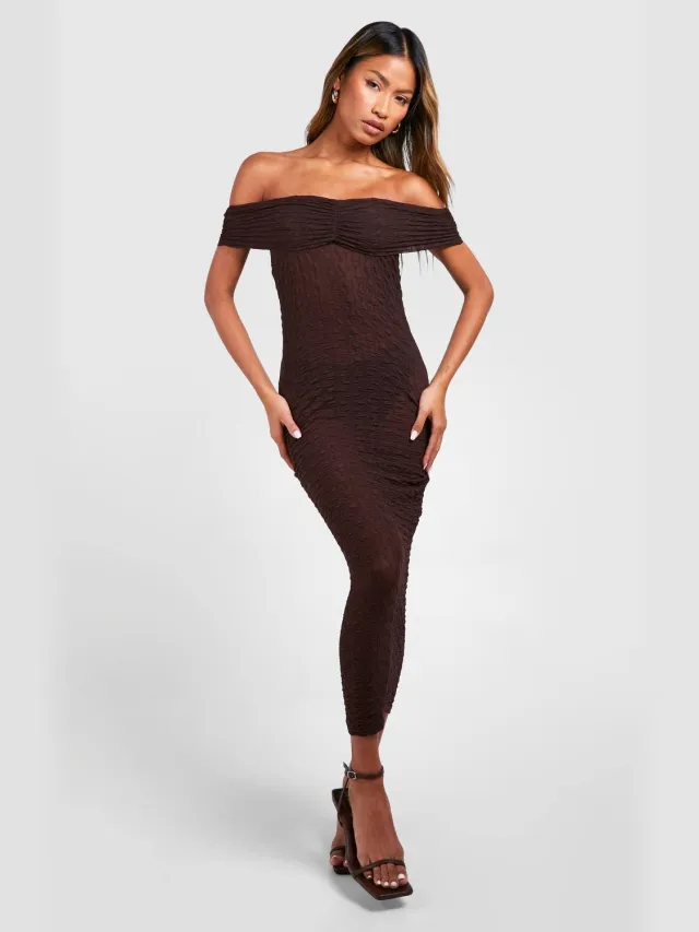 boohoo Dames Bardot geruichte textuur midaxi-jurk Chocoladebruin