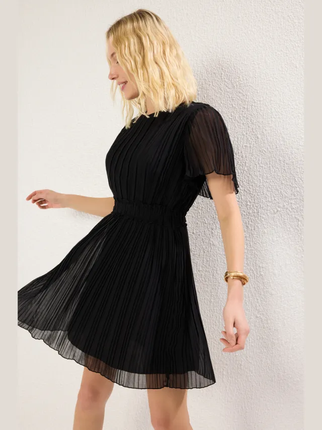 Trendyol TRENDYOLMİLLA Dames Zwart Effen Kort / Mini Kort Avond / Dagelijks Skater Jurken, foto 2