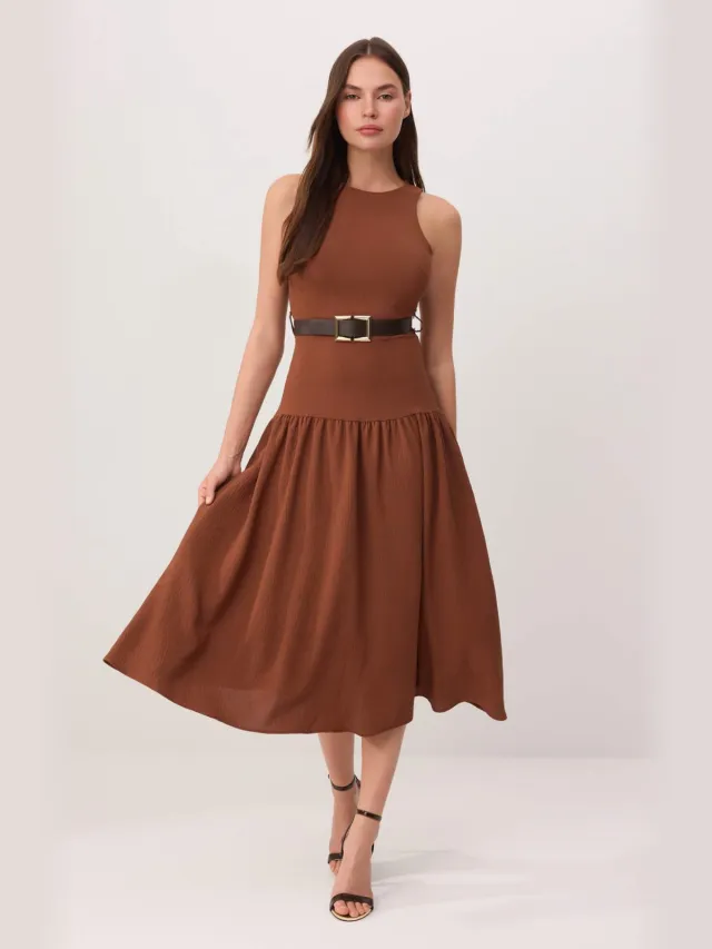 Trendyol TRENDYOLMİLLA Dames Bruin Effen Midi Mouwloos Skater Jurken