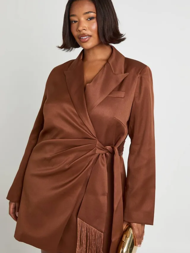 boohoo Dames Plus Kwast Blazer Jurk Chocoladebruin