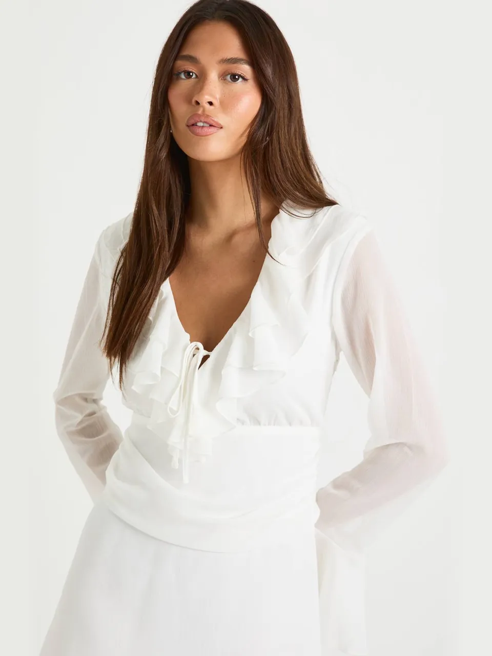 boohoo Dames Chiffon mini-jurk met geplooide taille ivoor, foto 4