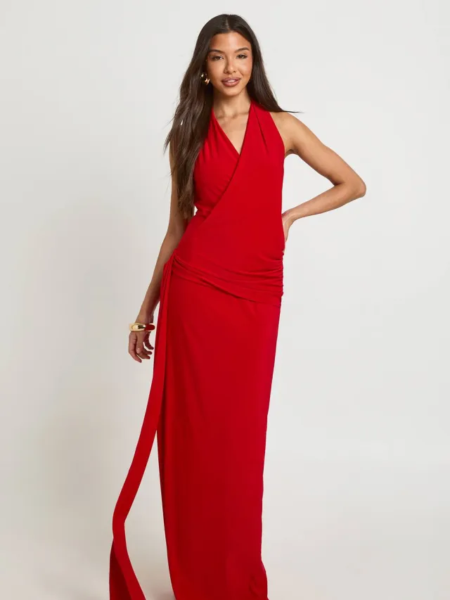 boohoo Dames Maxi Jurk Met Gedrapeerde Voorkant En Lage Rug Rood