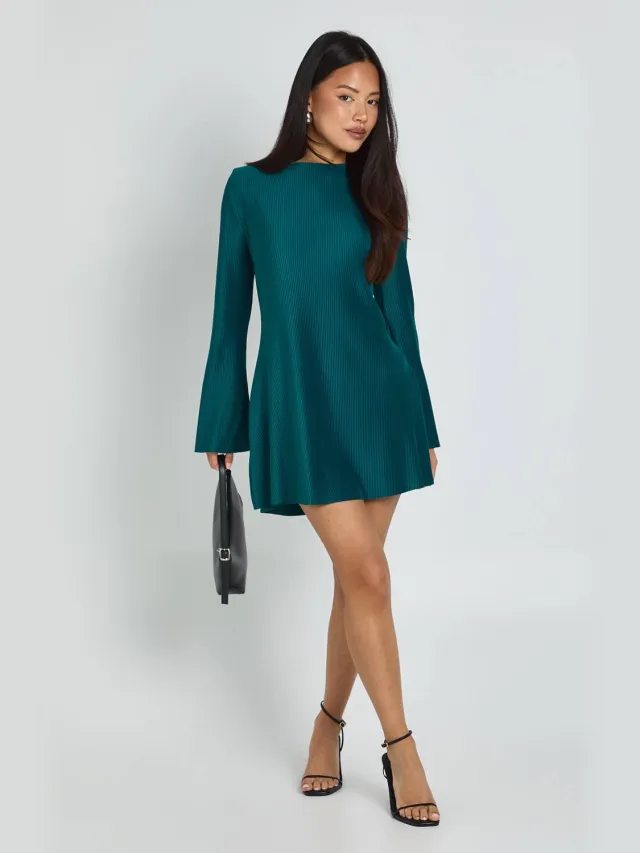 boohoo Dames Kleine Plisse Mini-jurk met uitlopende mouwen Groenblauw