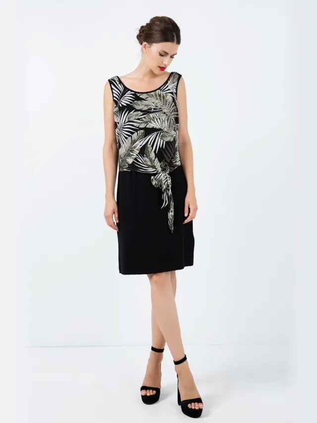 Conquista Jurk met print en strikdetail Zwart