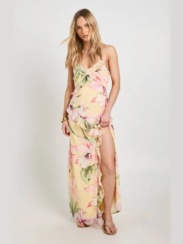 boohoo Dames Petite Gebloemde Crinkle Chiffon Ruches Maxi Jurk Citroen