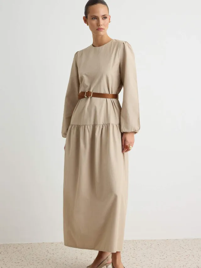 Trendyol Modest Dames Beige Effen Maxi Lang Casual Skater Modest Jurken Gebroken wit