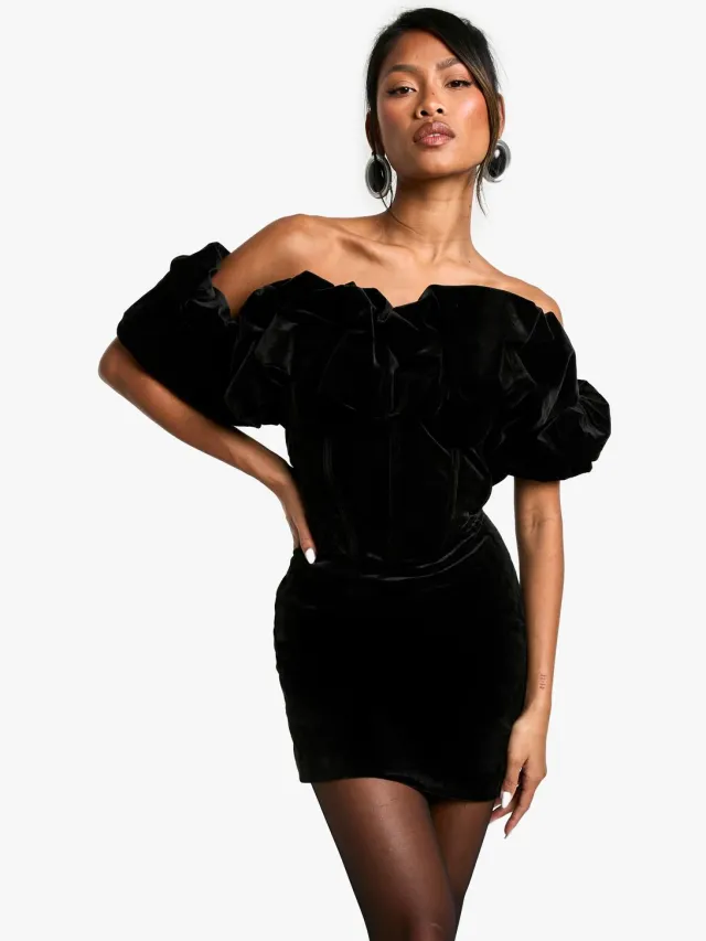boohoo Dames Extreme Ruffle Fluwelen Mini-jurk Zwart