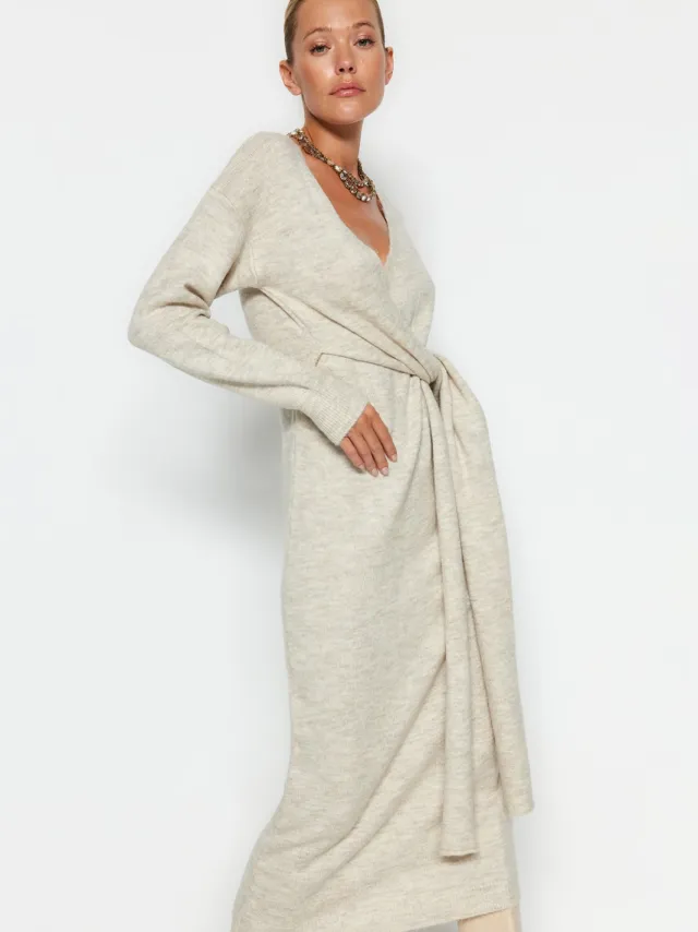 Trendyol TRENDYOLMİLLA Dames Grijs Effen Midi Lang Casual Double-breasted Jurken Gebroken wit